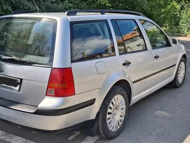 Volkswagen Golf V
