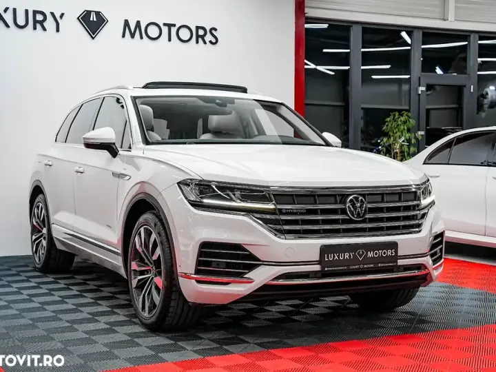 Volkswagen Touareg III 3.0 V6 e-Hybrid 4Motion Aut. Elegance