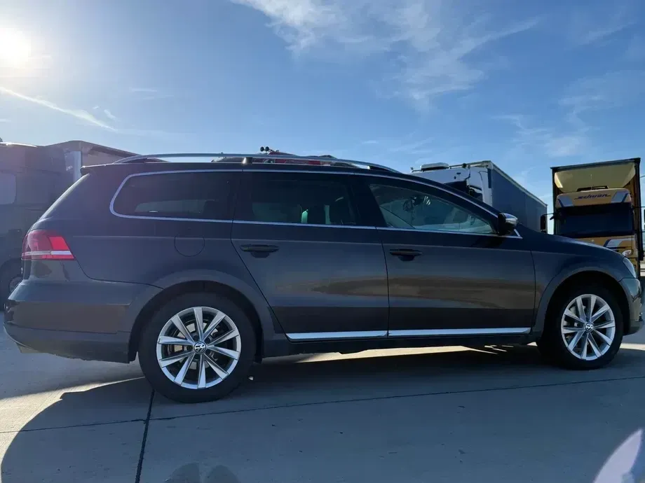 Volkswagen Passat Alltrack B7 2.0 TDI 4Motion BMT — imagine 5