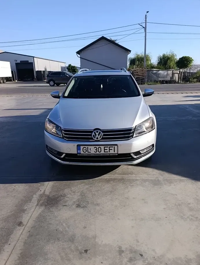 Volkswagen Passat B7 2.0 TDI BlueMotion Technology Highline DSG — imagine 2