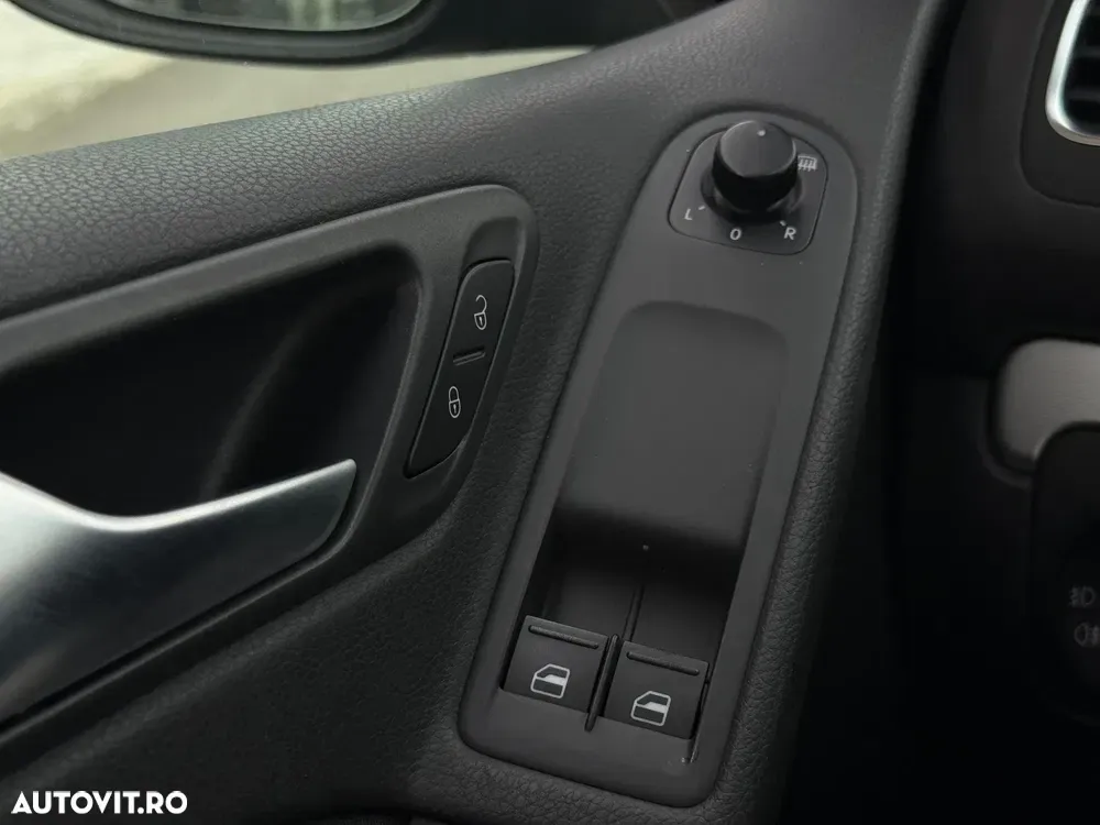 Volkswagen Golf VI 2.0 TDI Comfortline 4Motion — imagine 6