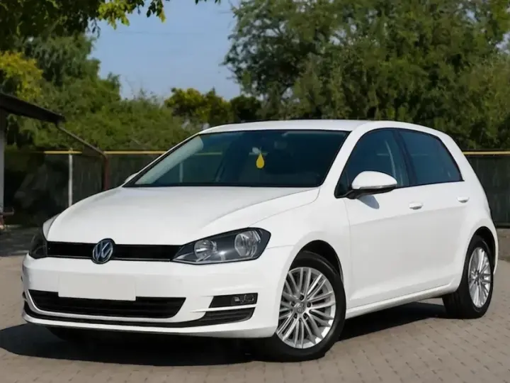 Volkswagen Golf VII 1.6 TDI DPF BMT Comfortline