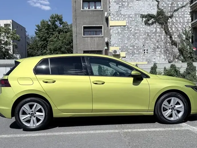 Volkswagen Golf VIII 1.5 eTSI MHEV 150CP DSG Life