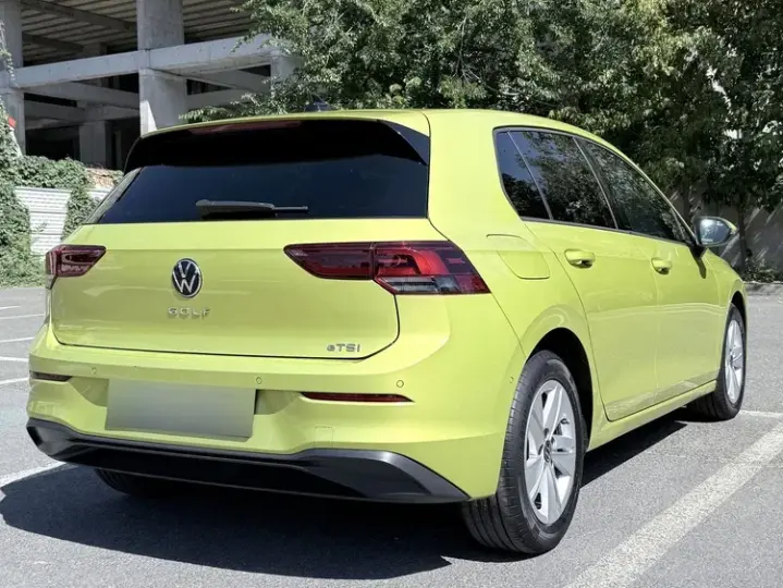 Volkswagen Golf VIII 1.5 eTSI MHEV 150CP DSG Life