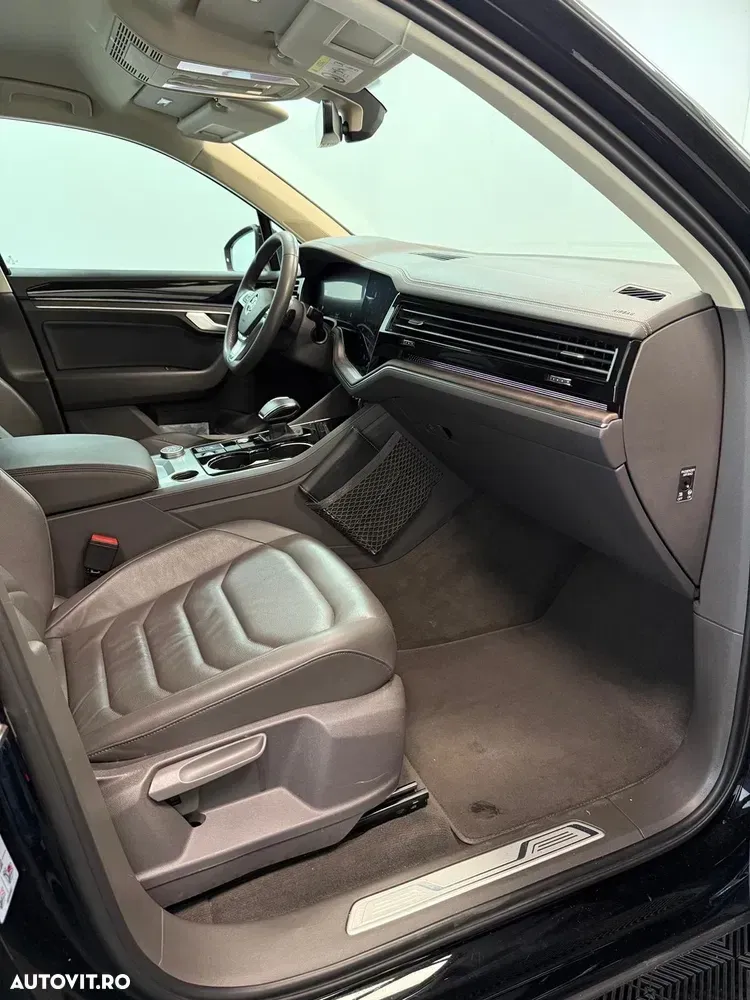 Volkswagen Touareg V6 TDI Elegance — imagine 4