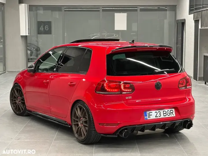 Volkswagen Golf VI