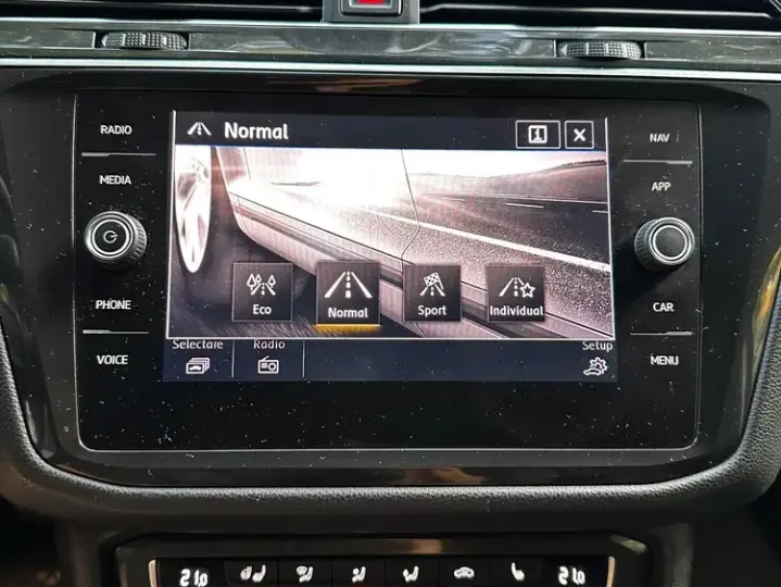 Volkswagen Tiguan II 2.0 TDI 4Mot DSG Highline