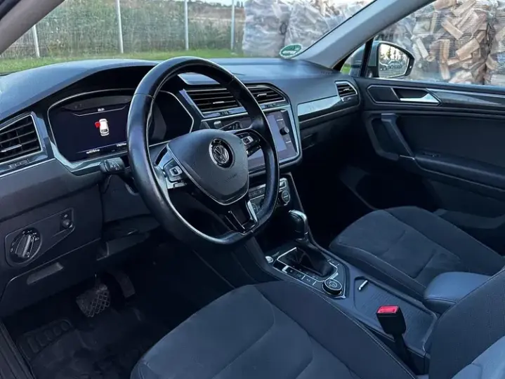 Volkswagen Tiguan II 2.0 TDI 4Mot DSG Highline