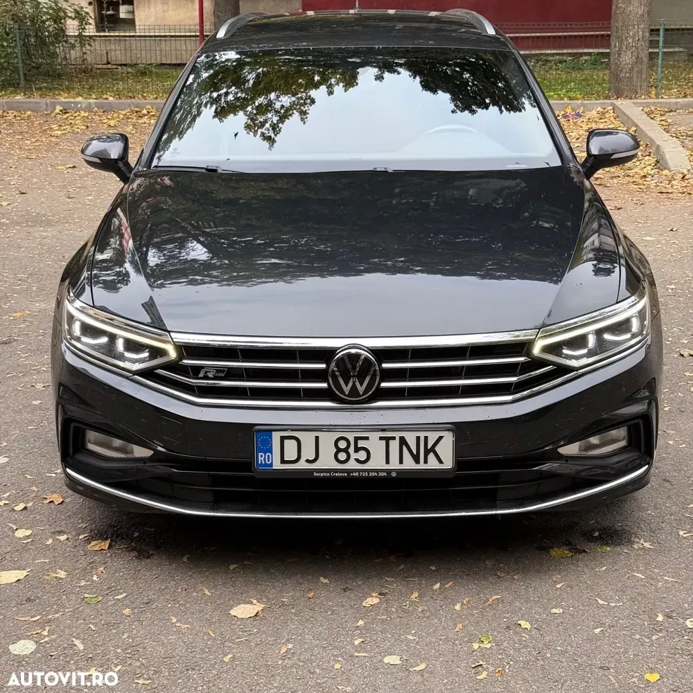 Volkswagen Passat B8 2.0 TDI SCR DSG 4Motion Business — imagine 3