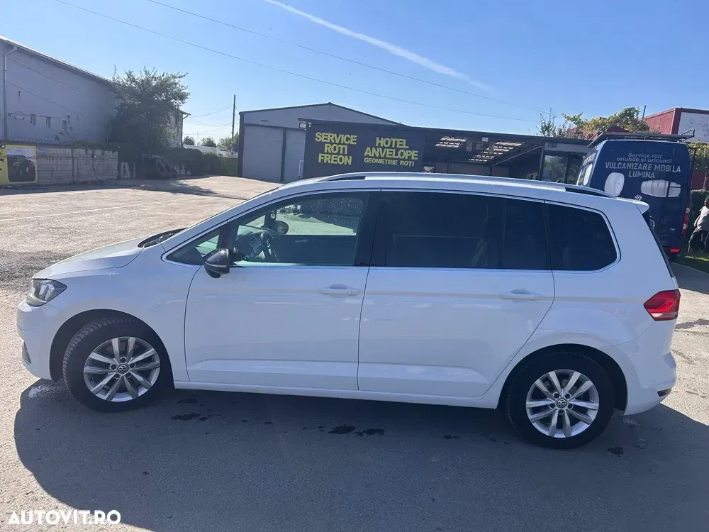 Volkswagen Touran II 2.0 TDI DSG Highline — imagine 5