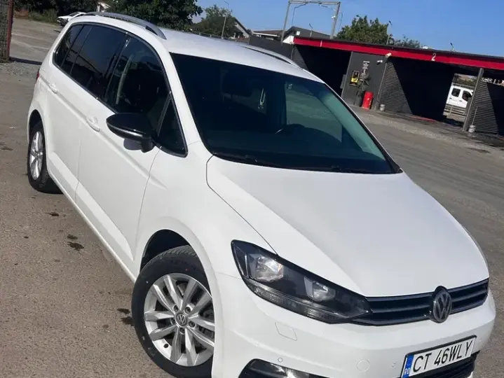 Volkswagen Touran II 2.0 TDI DSG Highline