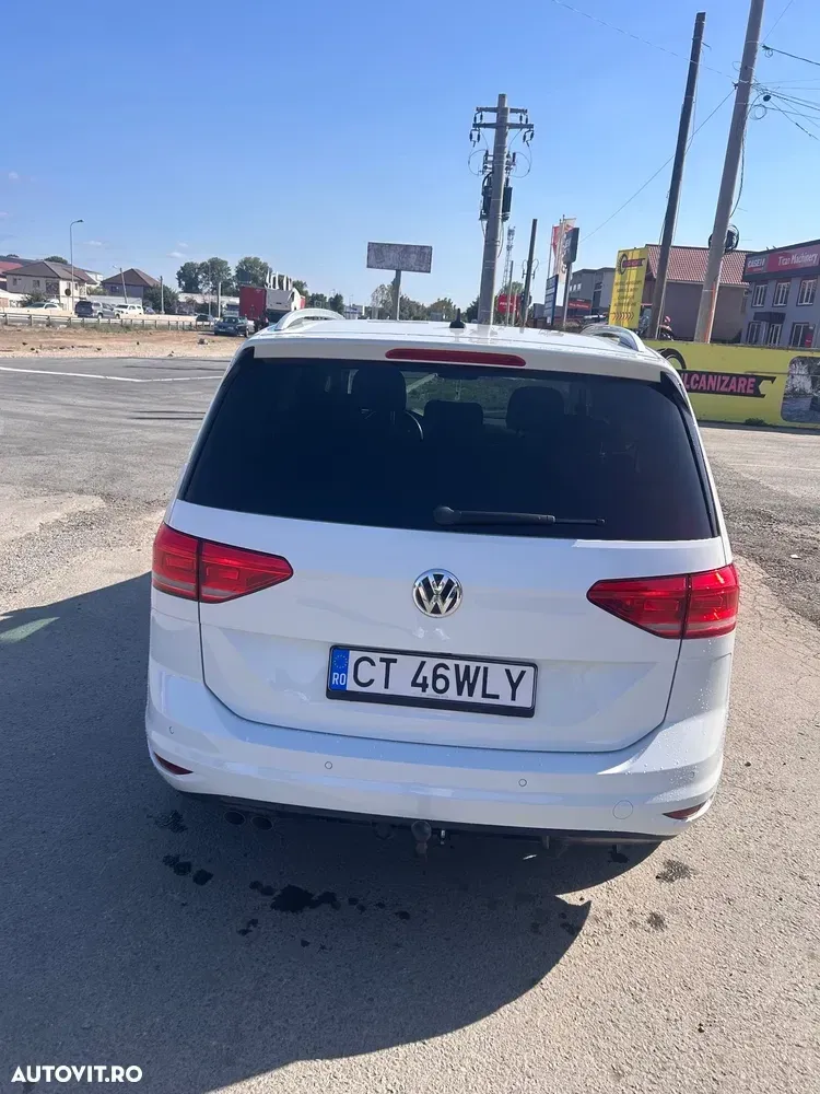 Volkswagen Touran II 2.0 TDI DSG Highline — imagine 3