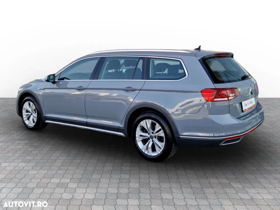 Volkswagen Passat Alltrack B8 2.0 TDI 4Mot DSG — imagine 3