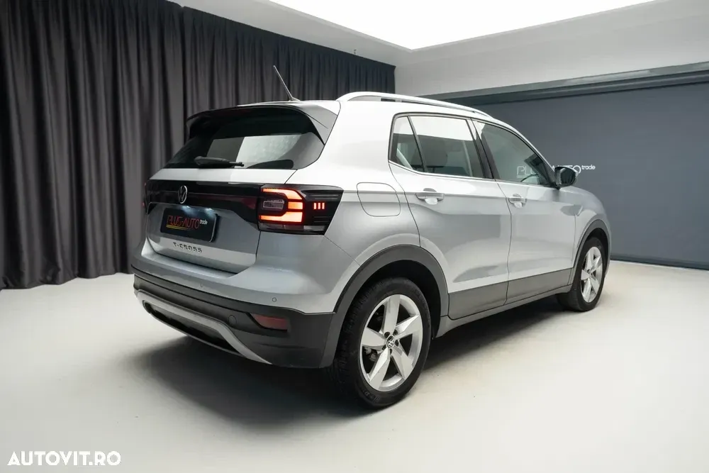 Volkswagen T-Cross 1.0 TSI DSG Style — imagine 3
