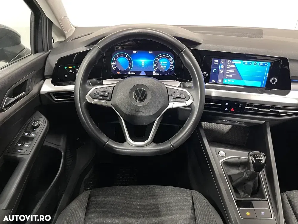 Volkswagen Golf VIII 1.0 TSI Life — imagine 6