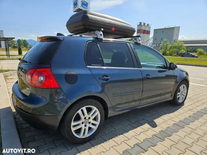 Volkswagen Golf V
