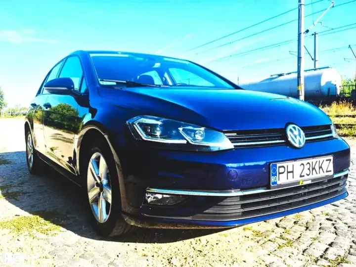Volkswagen Golf VII 1.6 TDI DSG Comfortline