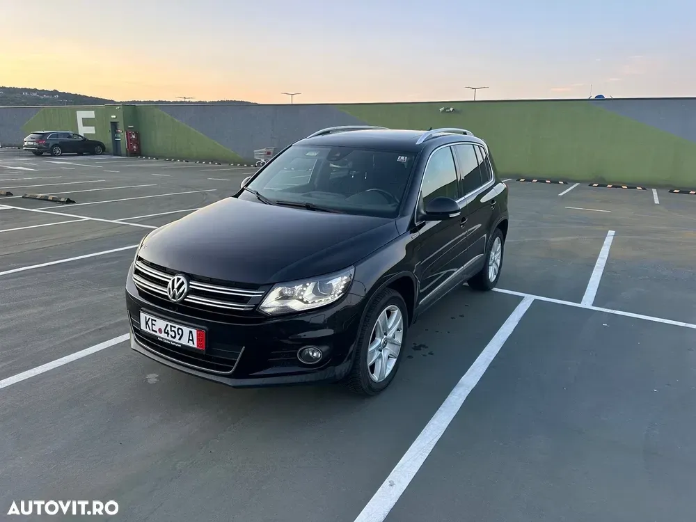 Volkswagen Tiguan 2.0 TDI SCR 4MOTION BlueMotion Technology DSG Lounge Sport & Style — imagine 2