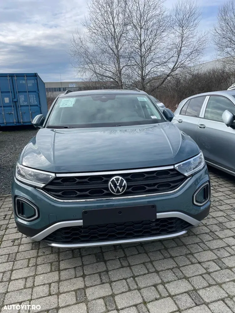 Volkswagen T-Roc — imagine 3