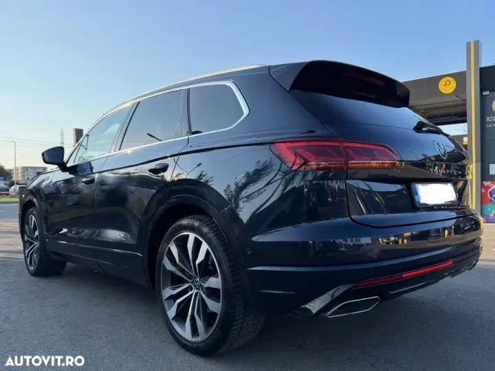 Volkswagen Touareg III V6 TDI 4MOTION R-Line