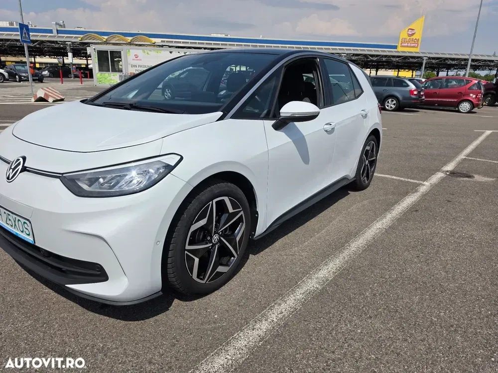Volkswagen ID.3 Pro Performance Style — imagine 4