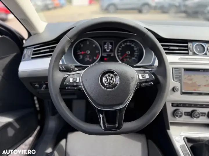 Volkswagen Passat 2.0 TDI SCR BlueMotion Comfortline