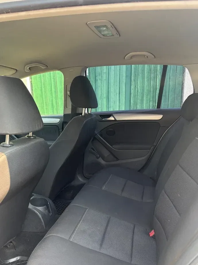 Volkswagen Golf VI 1.6 TDI DPF Comfortline — imagine 4