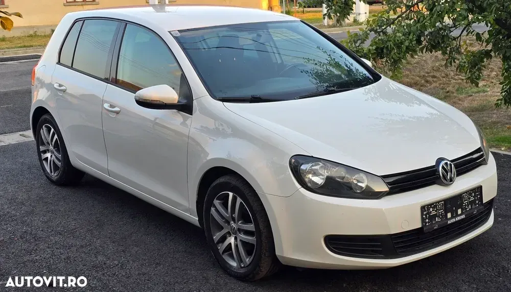 Volkswagen Golf VI 1.6 TDI DPF BlueMotion Technology move — imagine 3