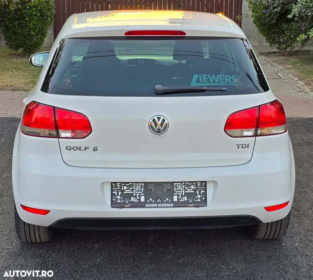 Volkswagen Golf VI 1.6 TDI DPF BlueMotion Technology move — imagine 5