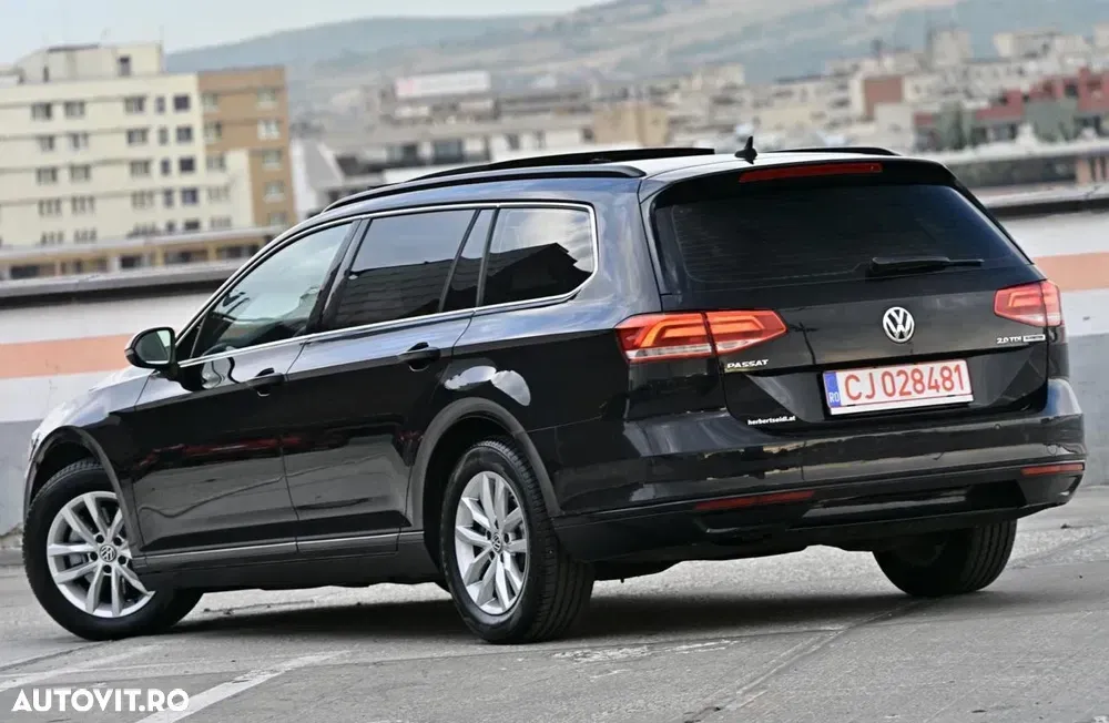 Volkswagen Passat 2.0 TDI DSG Trendline — imagine 2