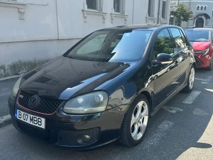 Volkswagen Golf V