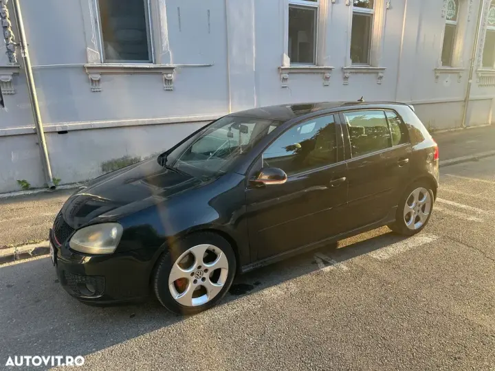 Volkswagen Golf V