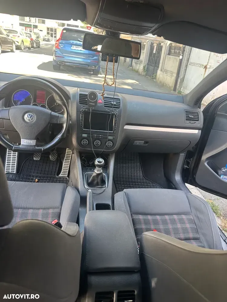 Volkswagen Golf V — imagine 2