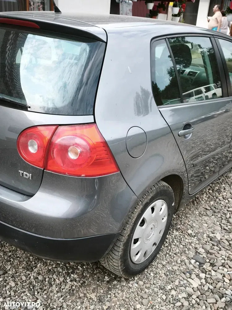 Volkswagen Golf V 1.9 TDI Trendline — imagine 4