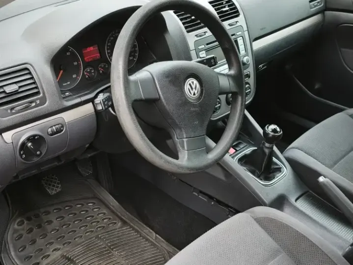 Volkswagen Golf V 1.9 TDI Trendline
