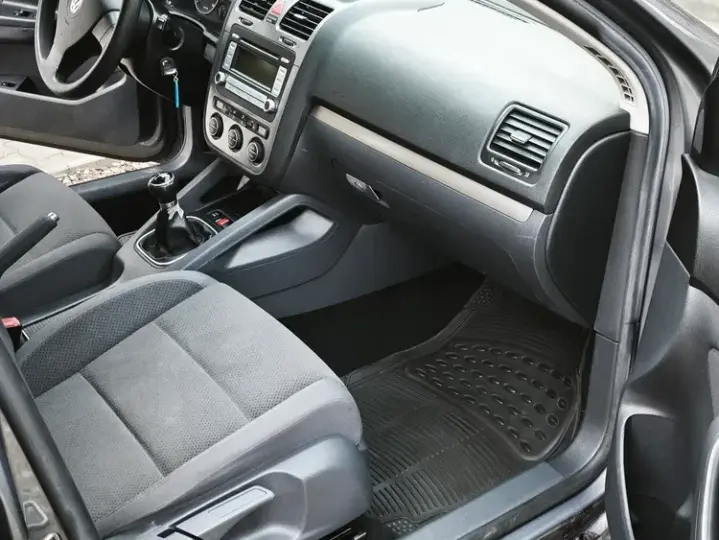 Volkswagen Golf V 1.9 TDI Trendline