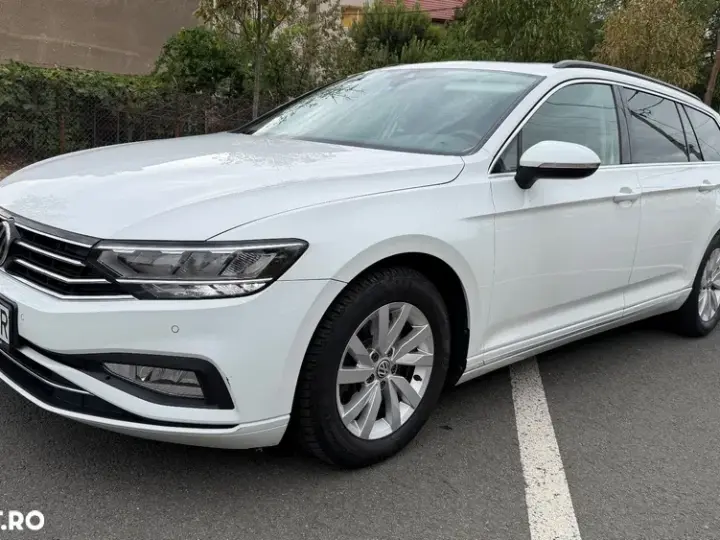 Volkswagen Passat B8 2.0 TDI DSG Trendline