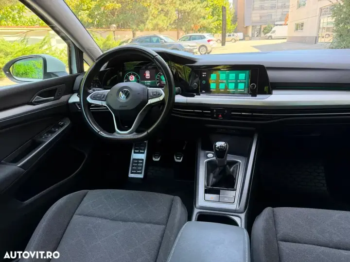 Volkswagen Golf VIII