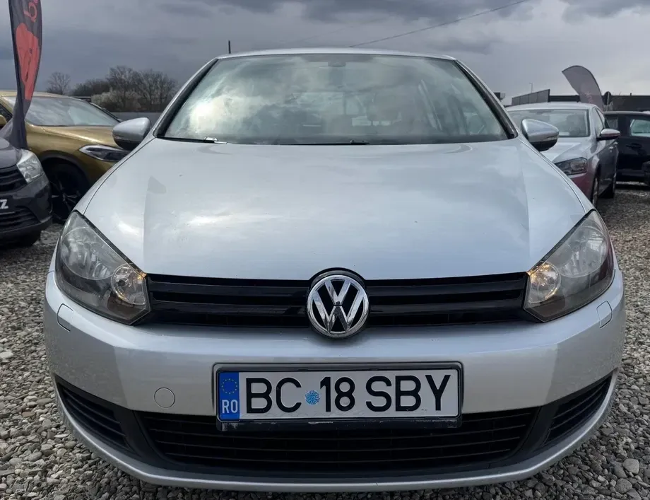 Volkswagen Golf 1.6 Highline — imagine 2