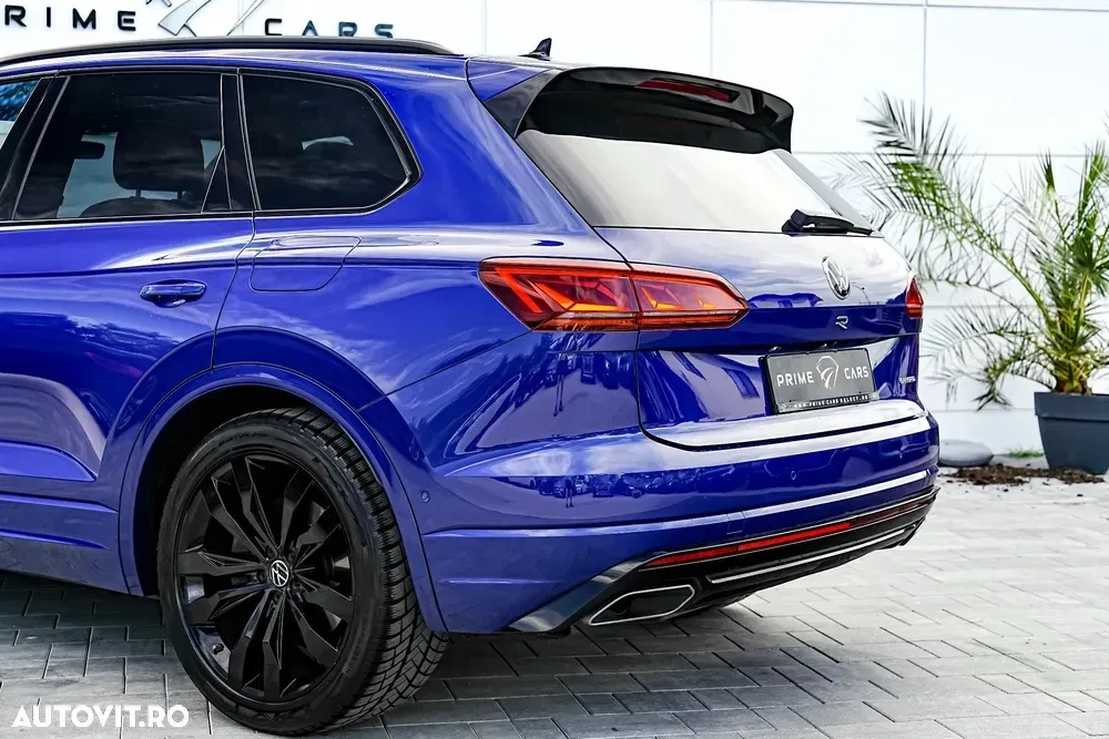 Volkswagen Touareg TFSI e plug in hybrid — imagine 2