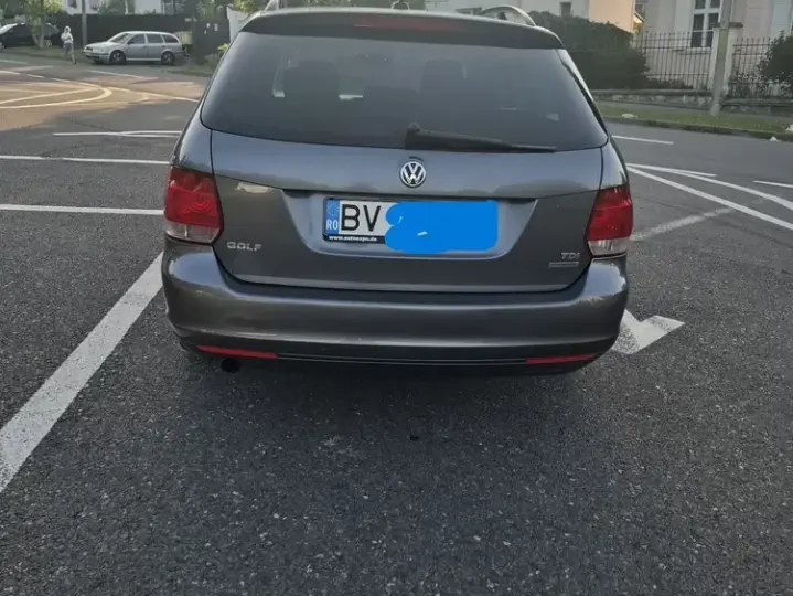 Volkswagen Golf VI