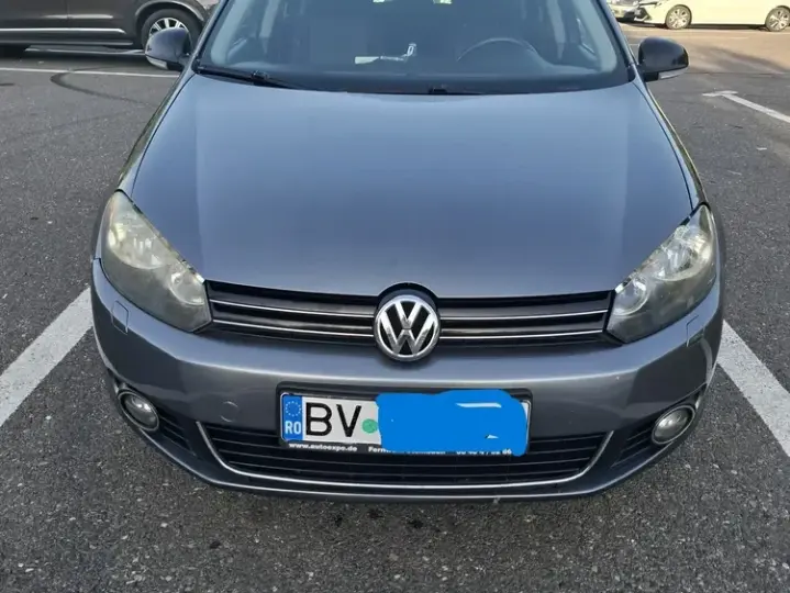 Volkswagen Golf VI