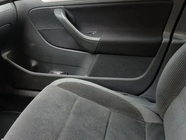 Volkswagen Jetta A5 2.0 TDI DPF Comfortline