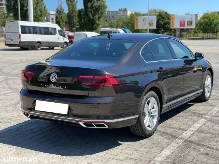 Volkswagen Passat B8 2.0 TDI DSG R Executive