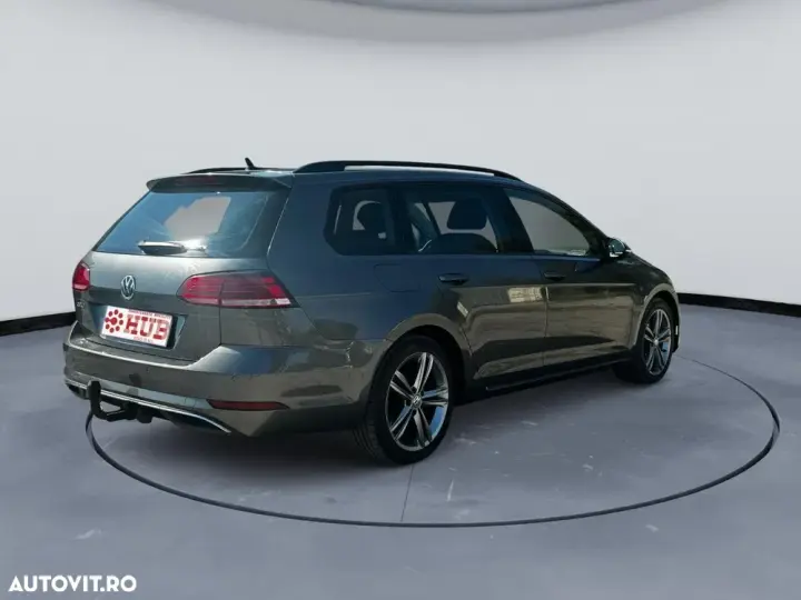 Volkswagen Golf VII 1.6 TDI DSG Trendline