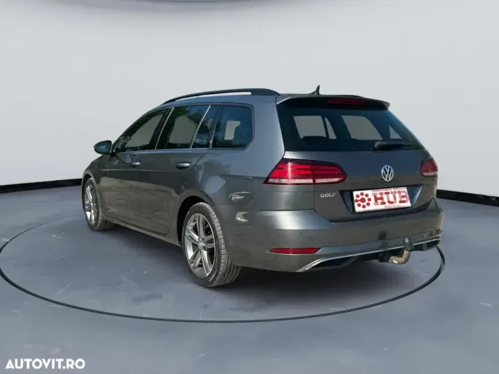 Volkswagen Golf VII 1.6 TDI DSG Trendline