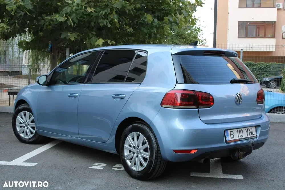 Volkswagen Golf VI 1.6 TDI BlueMotion Technology DPF Highline — imagine 4