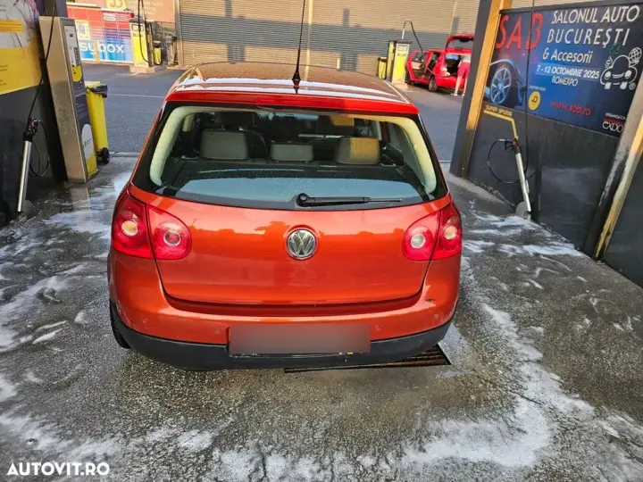 Volkswagen Golf V 1.6 Goal