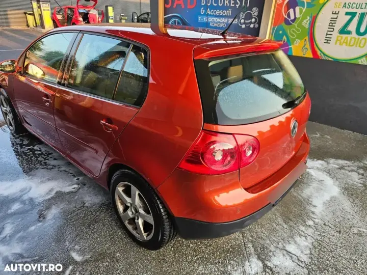 Volkswagen Golf V 1.6 Goal