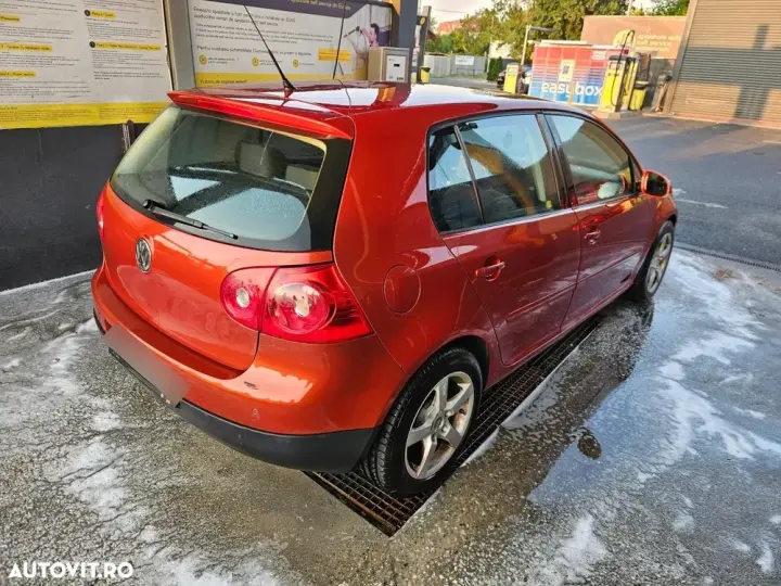 Volkswagen Golf V 1.6 Goal
